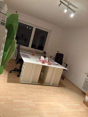 Stromberg Büro 1.jpg