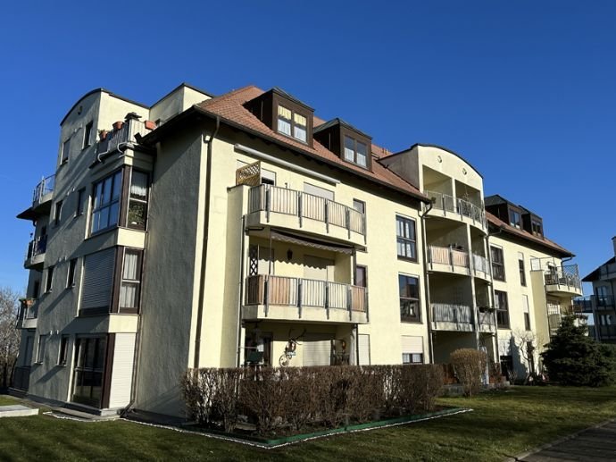 NEU - Idyllisch gelegene Wohnung mit Blick über die Stadt