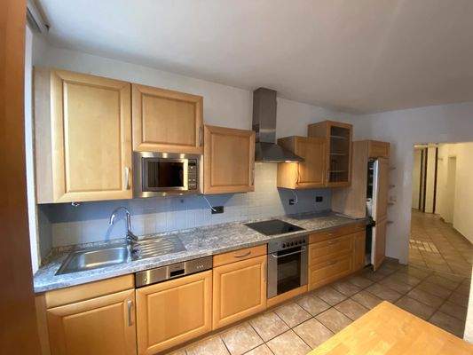 Küchenzeile  mit Tür