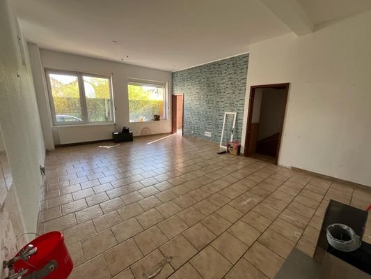 Wohn- und Essbereich EG