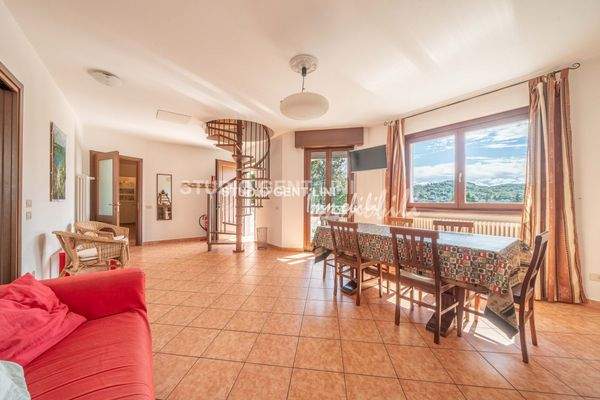 Salone appartamento 1