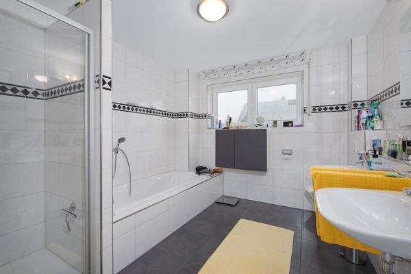 Badezimmer DG