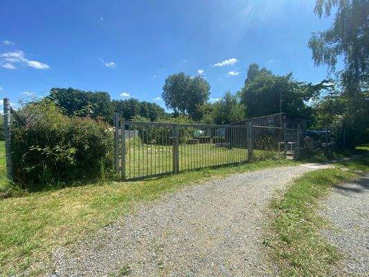 Zufahrt zum Gartengrundstück