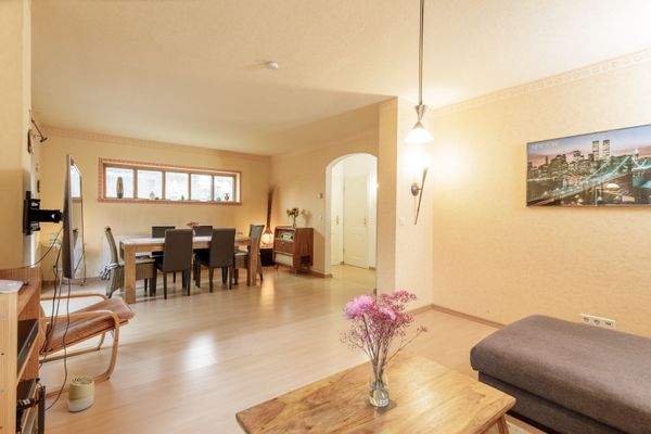 Übersicht Wohn-Esszimmer.jpg