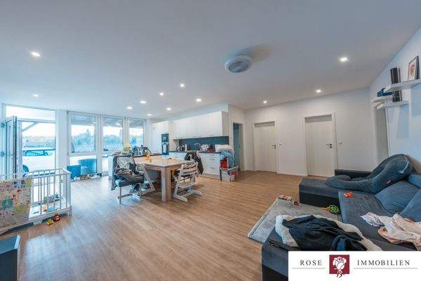 Wohn- und Essbereich (Wohnung)