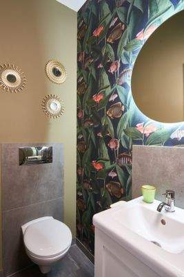 WC mit Waschtisch.jpg