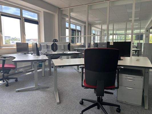 PHOTO-2025-06-11-13-37-05 (3).jpg