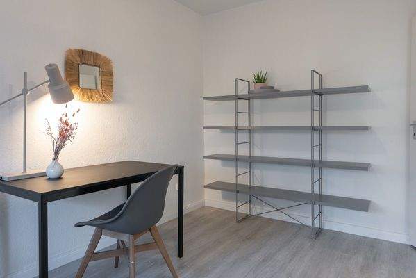 Dehnhaide 31 / Kind oder Gast