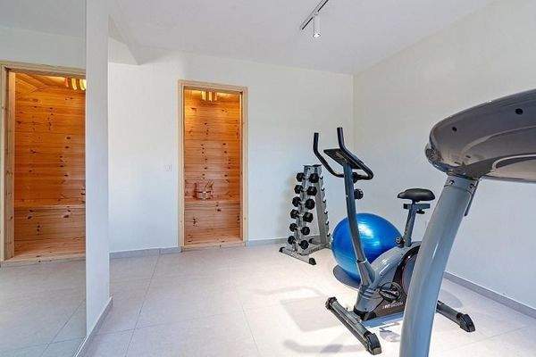 Kreta, Rethymno: Drei Luxusvillen, nur einen kurzen Spaziergang vom Strand entfernt zu verkaufen