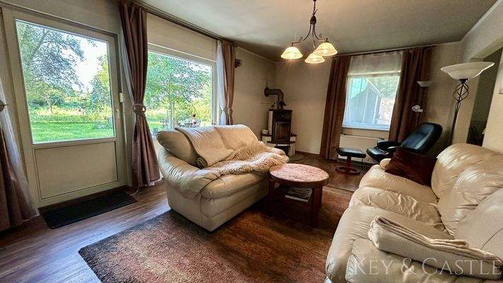 Wohnzimmer mit Kamin