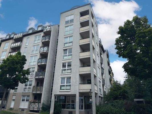 Westansicht Gebäude