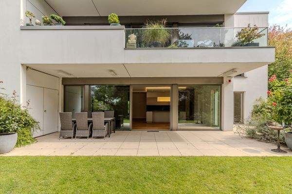 überdachte Terrasse