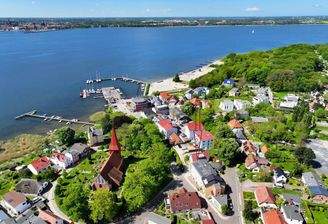 Lage Altefähr
