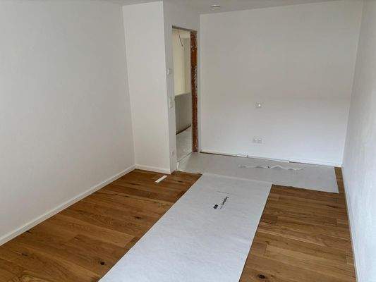 Schlafzimmer 3 (2).jpeg