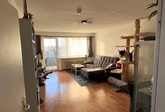 Ansicht I: Wohn- und Esszimmer