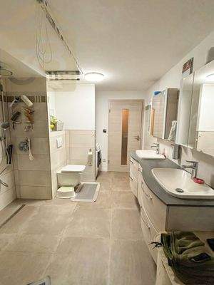 Souterrain Badezimmer