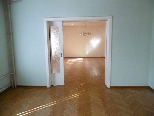 Wohnbereich mit Schiebetür