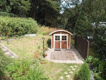 Garten mit Jägerhäuschen