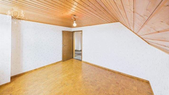 CAM01984G0-PR0452-STILL042