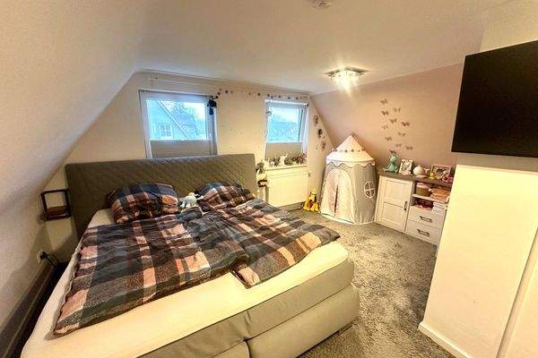 Elternschlafzimmer OG