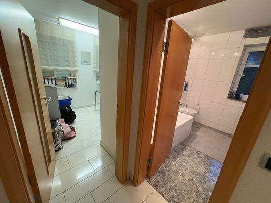 Hauswirtschaftsraum / Bad