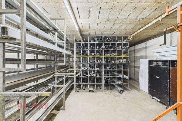 Lager KG | Top 2 | Werkstatt