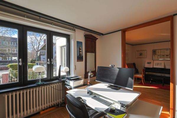 Arbeitszimmer (Zimmer 1)