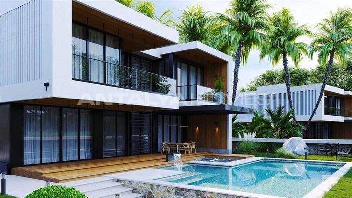 Detached House with Pool and Parking in Alanya Turkey