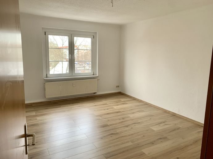 ++ Frisch renoviert, ruhige Lage - Ab sofort ihre neue traumhafte 2-Zimmer-Wohnung zum Wohlfühlen ++