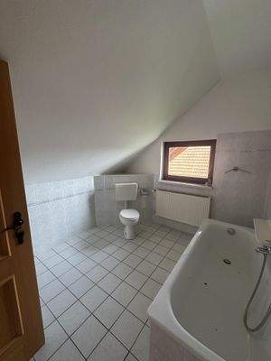 Bad im Dachgeschoss - Ansicht 2