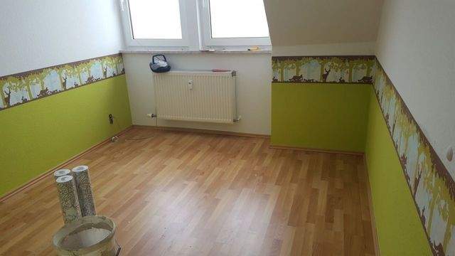 ++ schöne Dachgeschosswohnung mit Blick ins Elstertal ++ - Foto 4