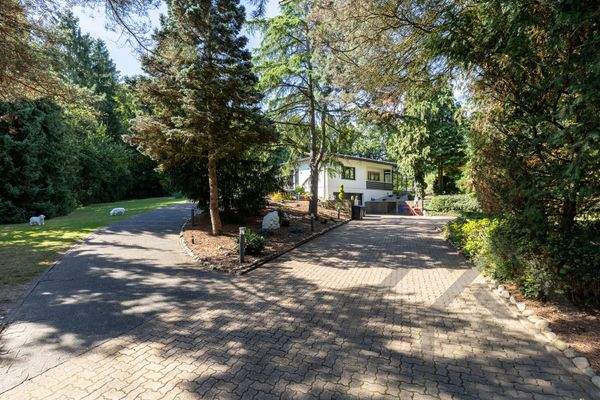 Außenansicht/ Zufahrt