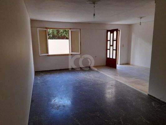 Kreta, Heraklion: Wohnung in Mastampas zu verkaufen