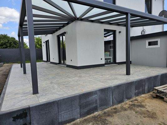 überdachte Terrasse