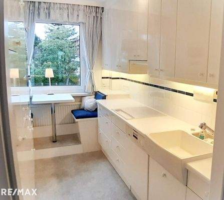 Küche weißes Induktionsfeld, Geschirrsp.