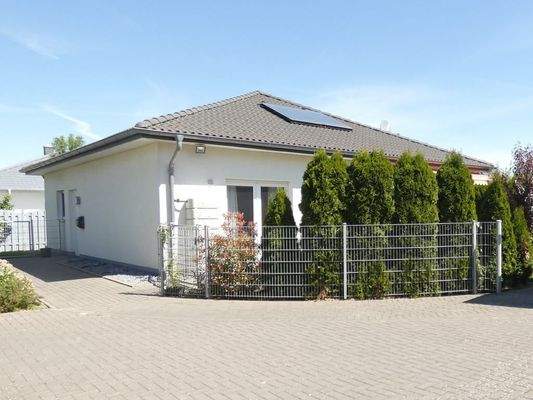 Blick auf den Bungalow