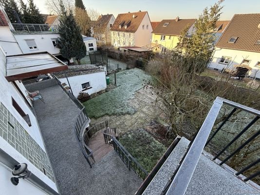 Blick auf Balkon EG