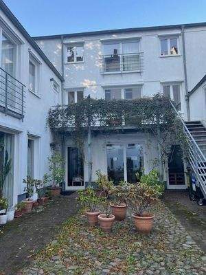 Henriettenstr., Aussenansicht II