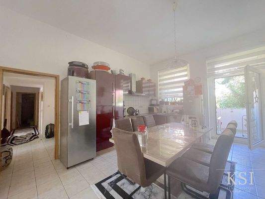 2. OG Küche mit Balkonzugang 2