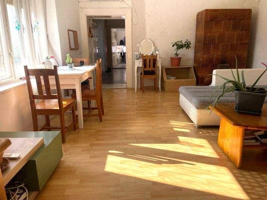 Wohnzimmer Blick zum Flur