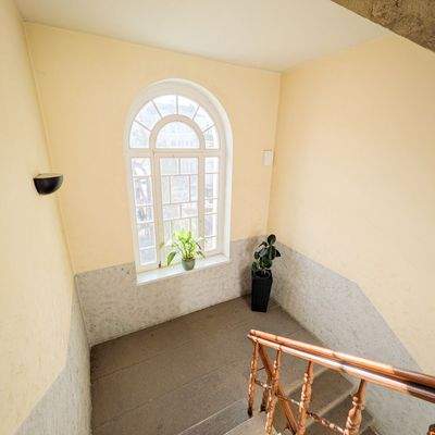 Helles Treppenhausfenster