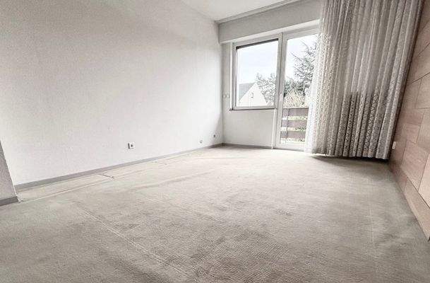 Schlafzimmer (2) 1.OG