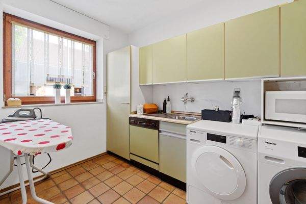 Hauswirtschaftsraum an der Küche