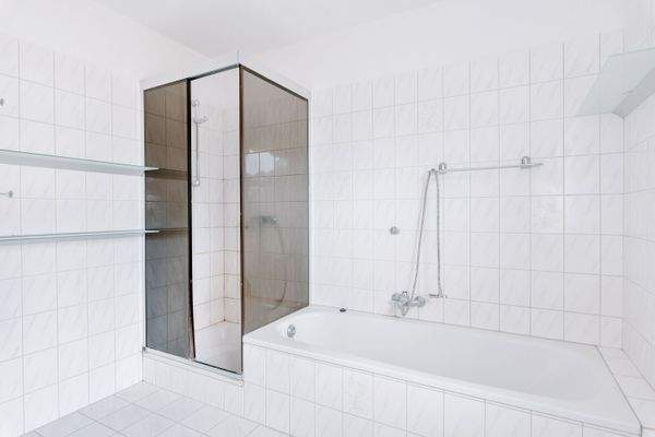 Duschen & Baden im EG