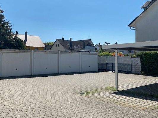 Garagen und Carport