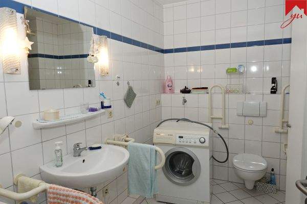 Badezimmer mit Dusche