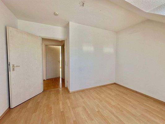 Schlaf-, Kinder- und Arbeitszimmer 1