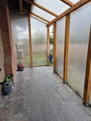 OG - Bild 9 (Unterstand - akt. Raucherbereich)