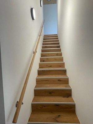 Treppe UG.jpg