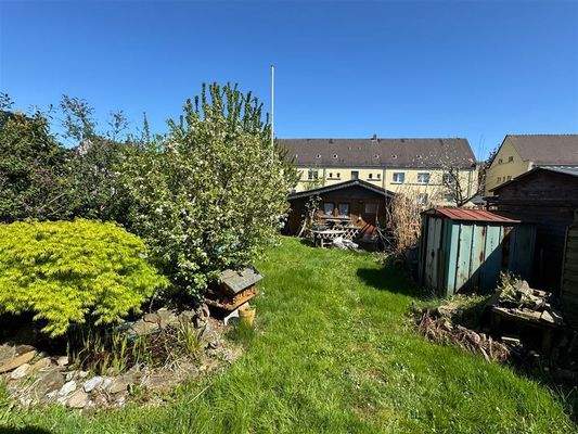 Garten mit Süd-Sonne